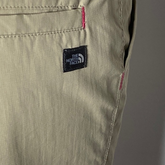 NWOT The North Face Shorts Sz XL(18) - Picture 4 of 4